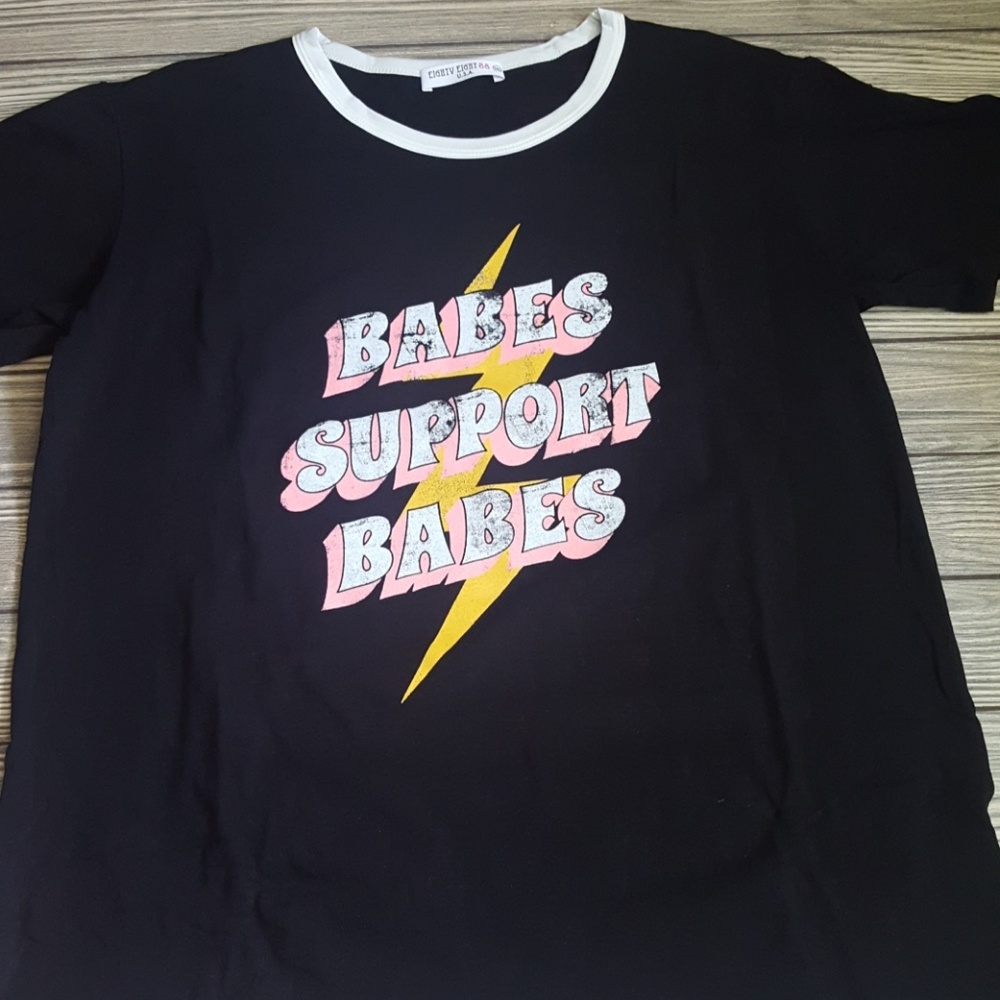 Last 3!  Plus Babe Support Babes Graphic Tee - Picture 2 of 3